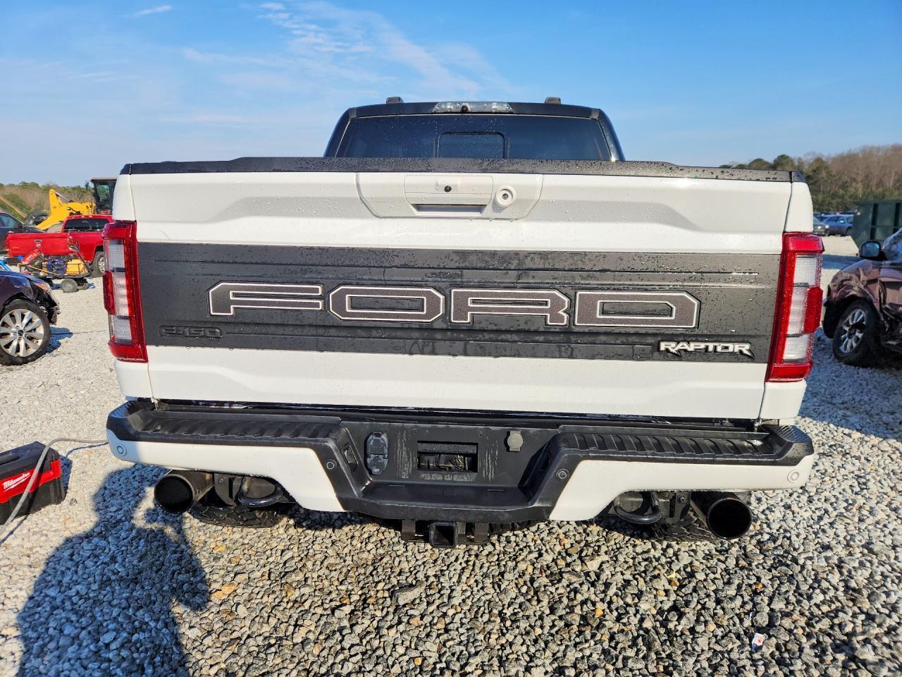 2023 Ford F150 Raptor - Image 6