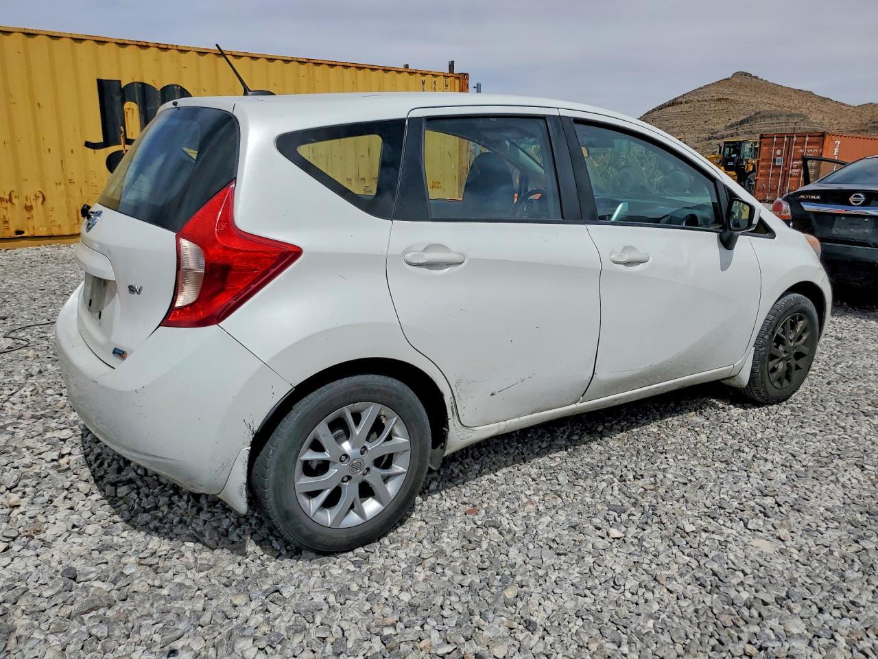 2016 Nissan Versa Note Sv - Фото 3