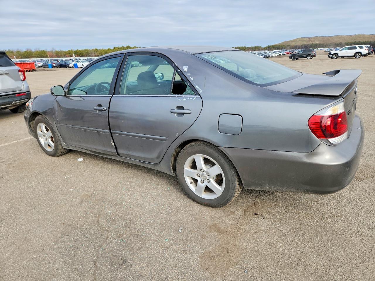 2006 Toyota Camry Se - Image 2