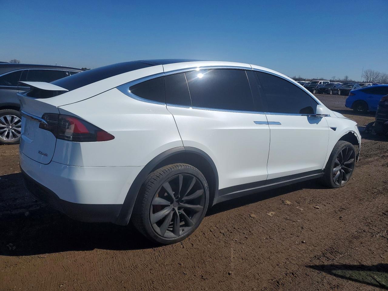 2018 Tesla Model X - Image 3