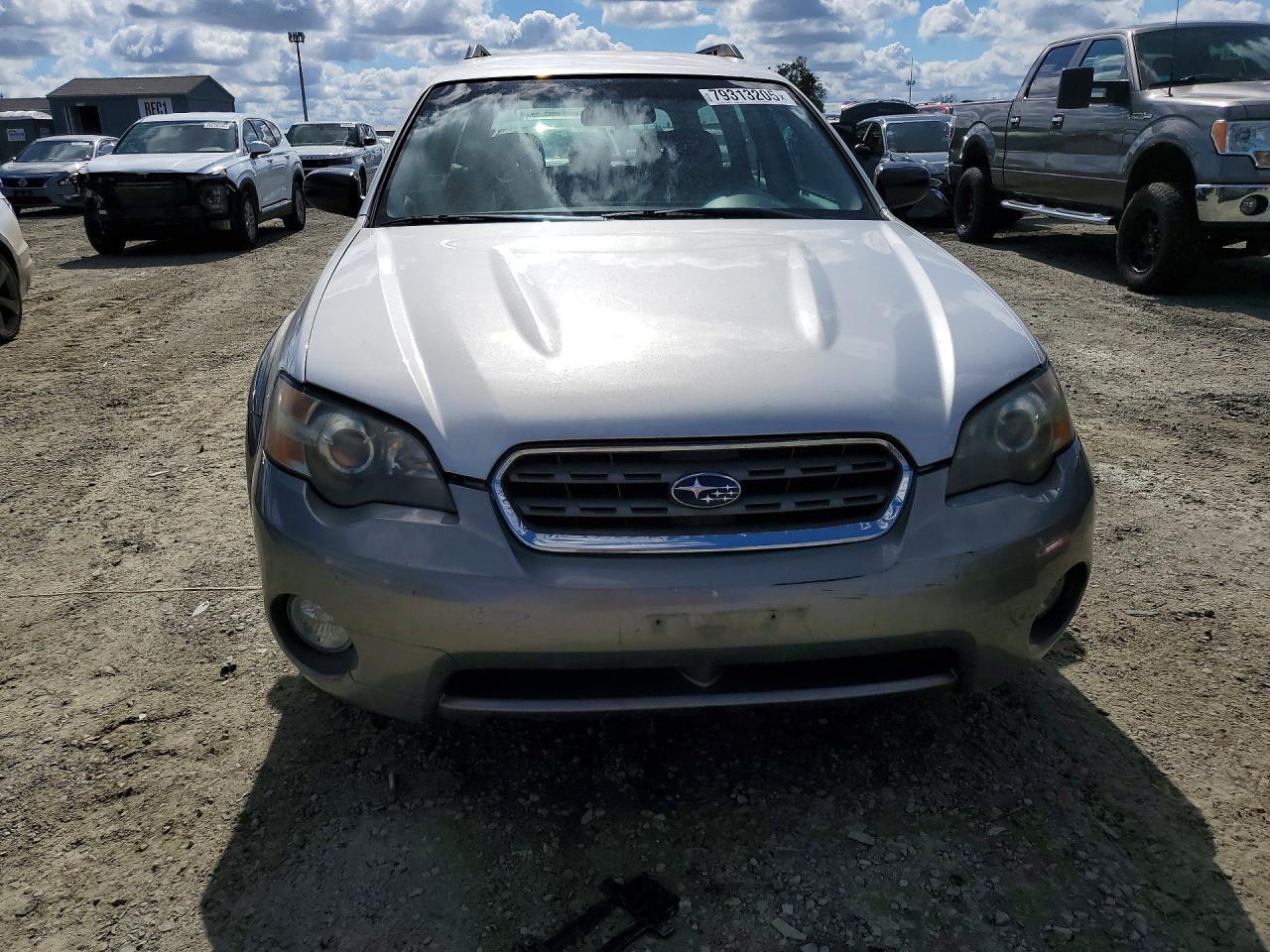 2005 Subaru Legacy Outback 2.5I - Image 5