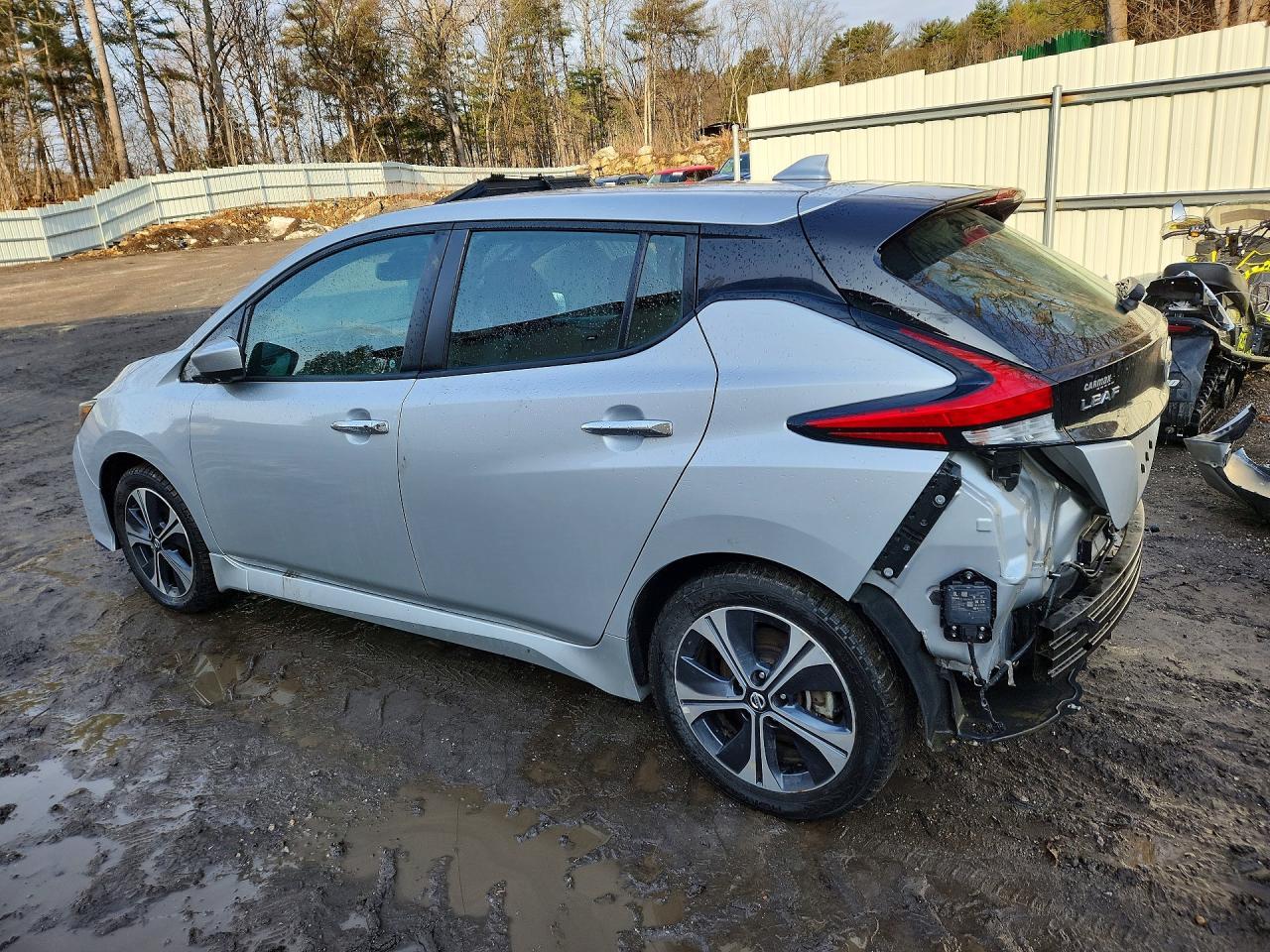 2020 Nissan Leaf Sv Plus - Image 2