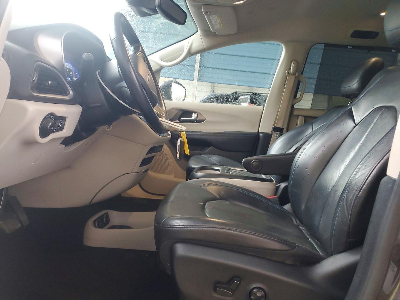 2021 Chrysler Pacifica Touring L - Фото 7