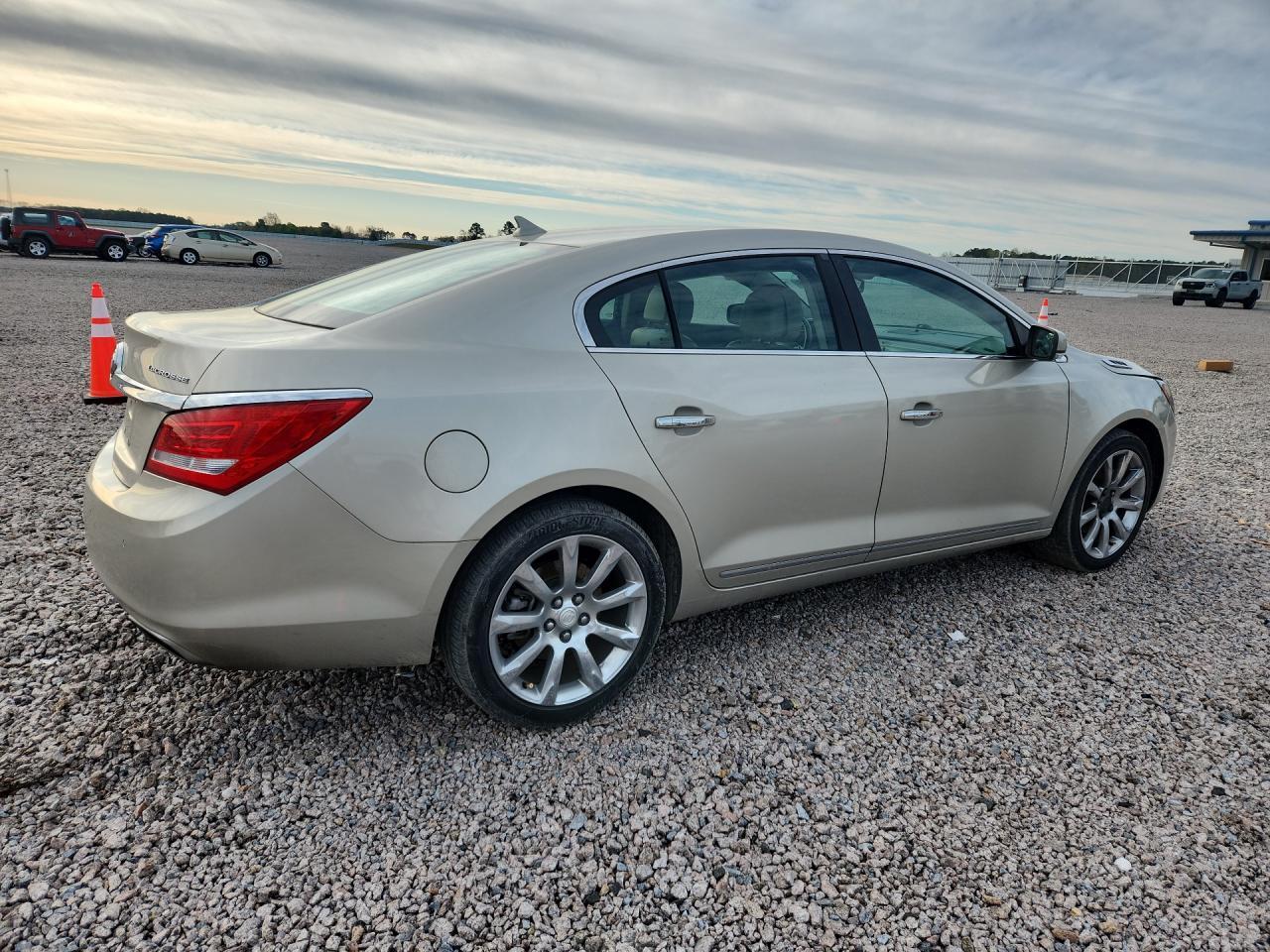 2014 Buick Lacrosse - Фото 3