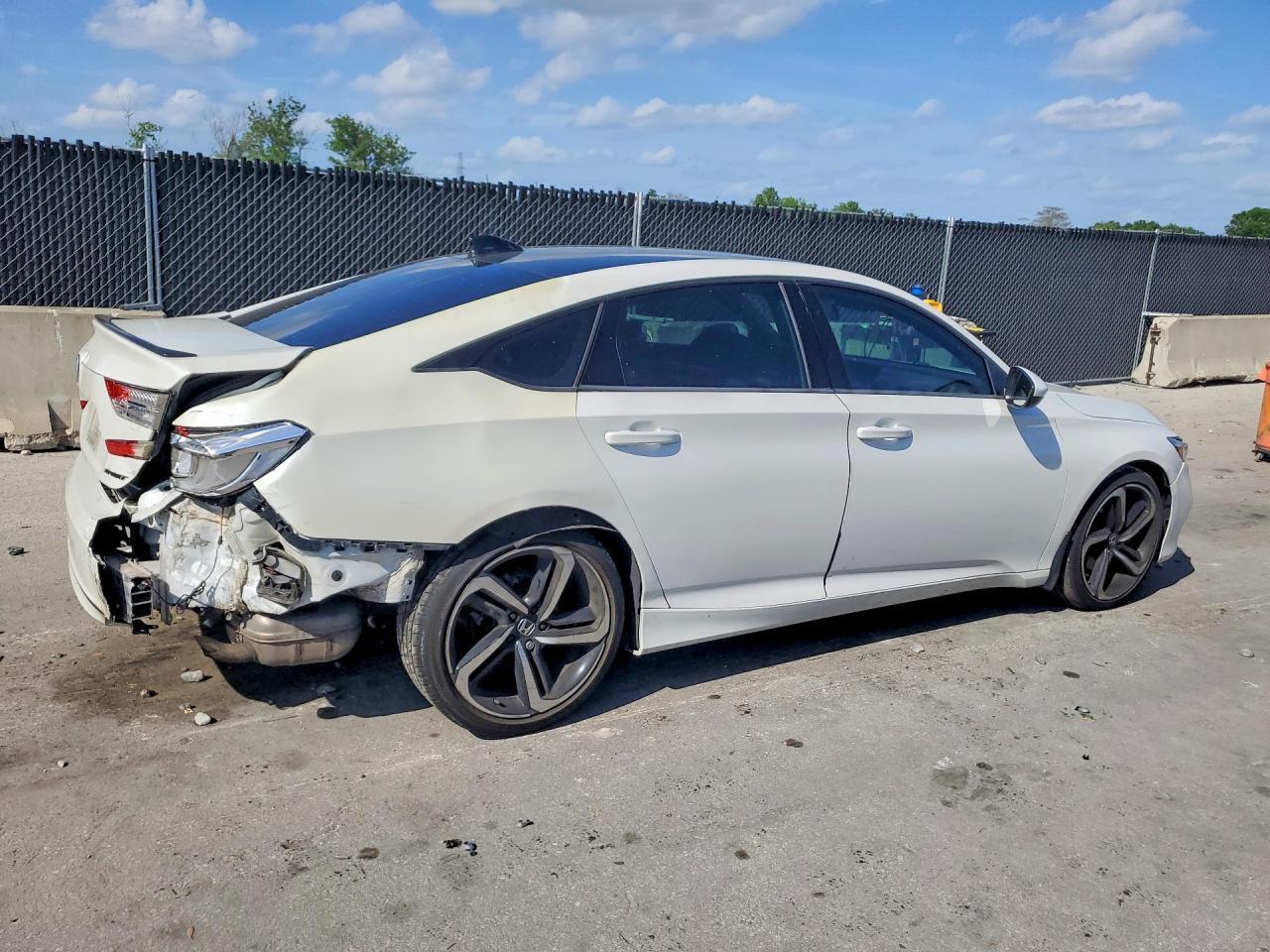 2018 Honda Accord Sport - Фото 3