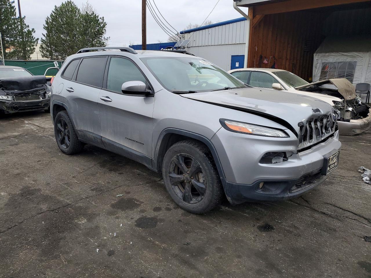 2016 Jeep Cherokee Latitude - Фото 4