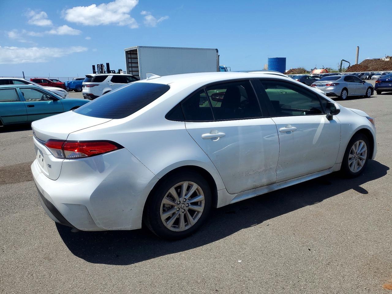 2025 Toyota Corolla Le - Фото 3