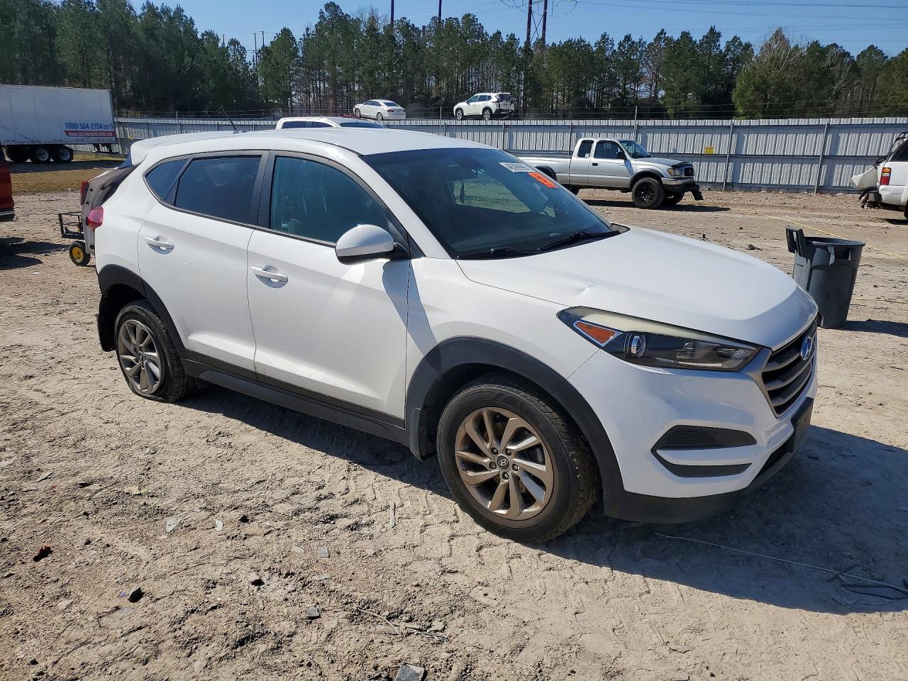 2017 Hyundai Tucson Se - Image 4