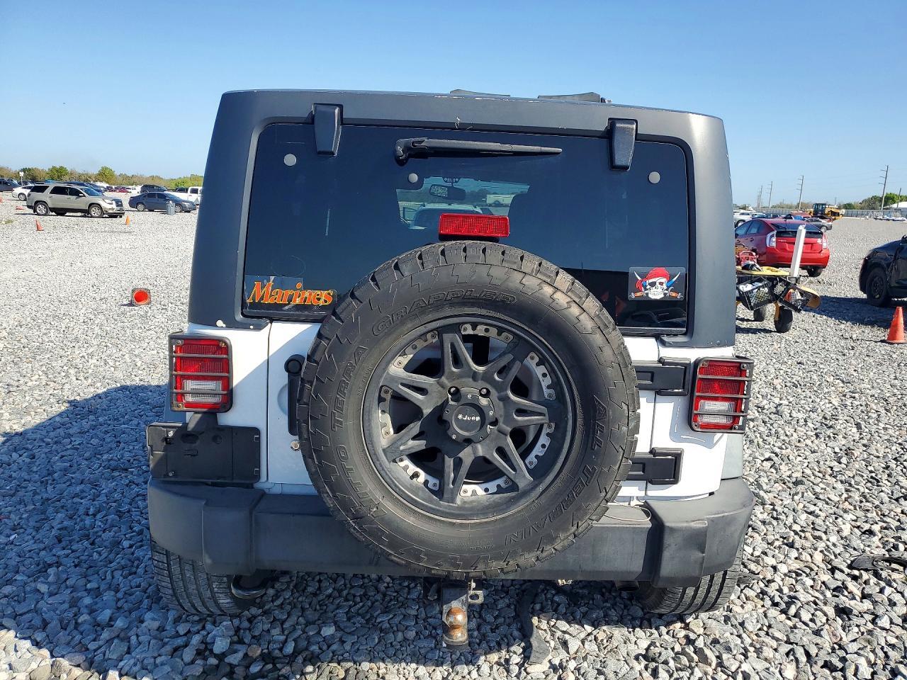 2014 Jeep Wrangler Unlimited Sport - Фото 6