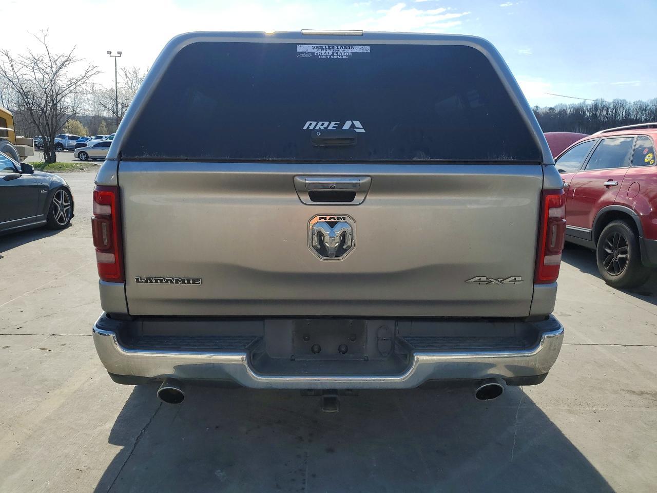 2019 Ram 1500 Laramie - Фото 6