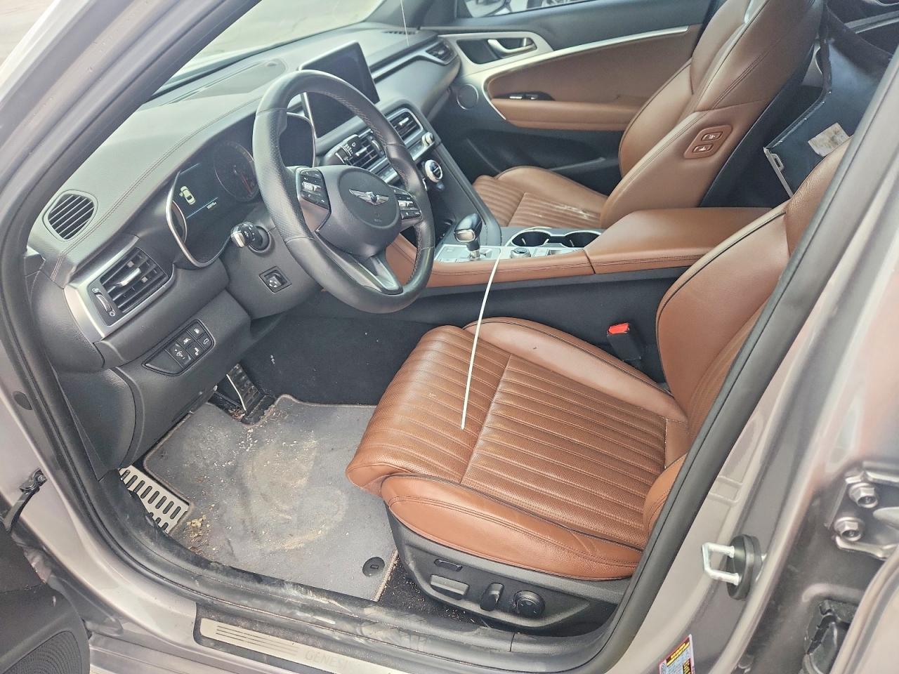 2021 Genesis G70 3.3T - Фото 7