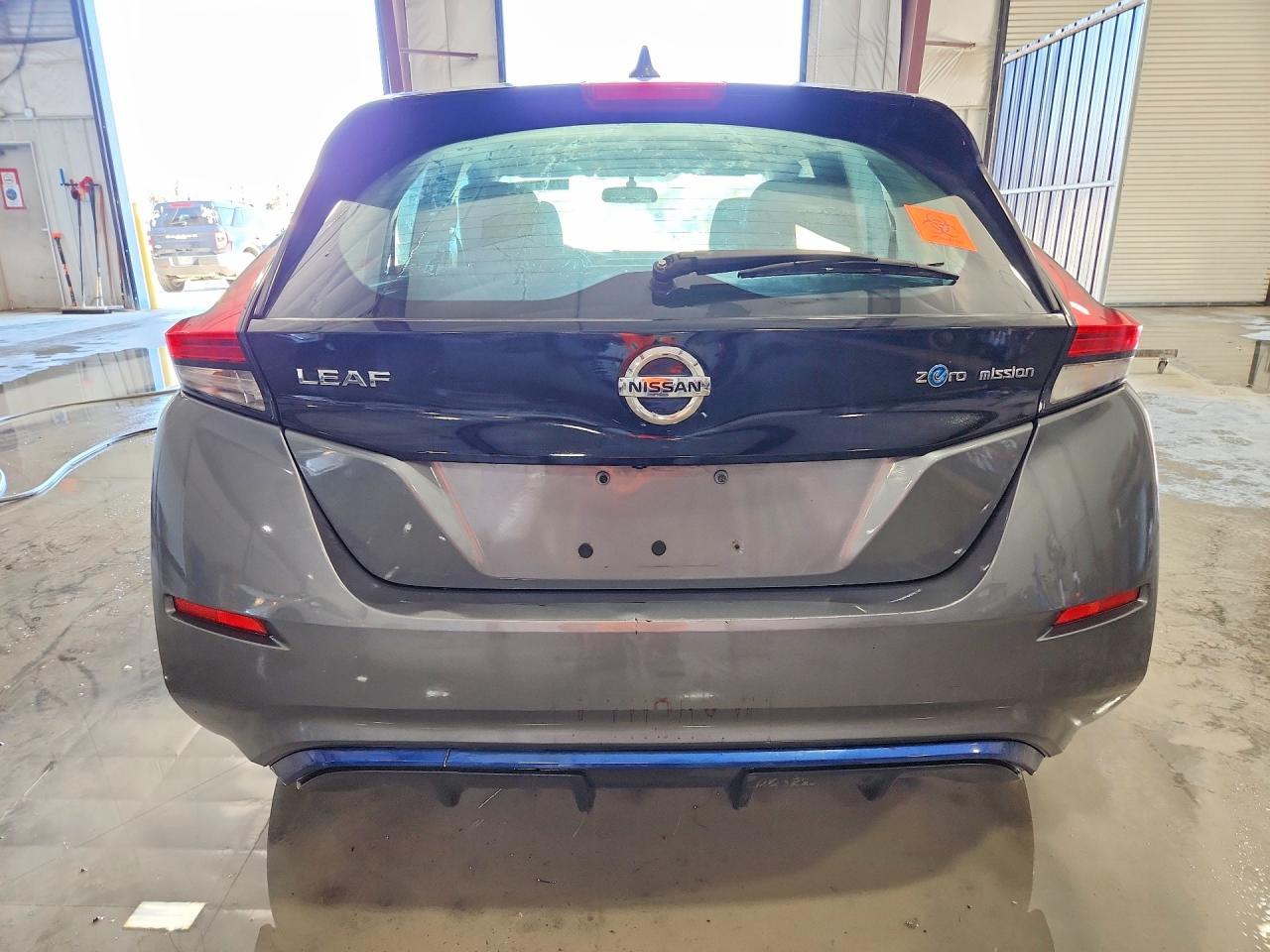 2019 Nissan Leaf S - Image 6