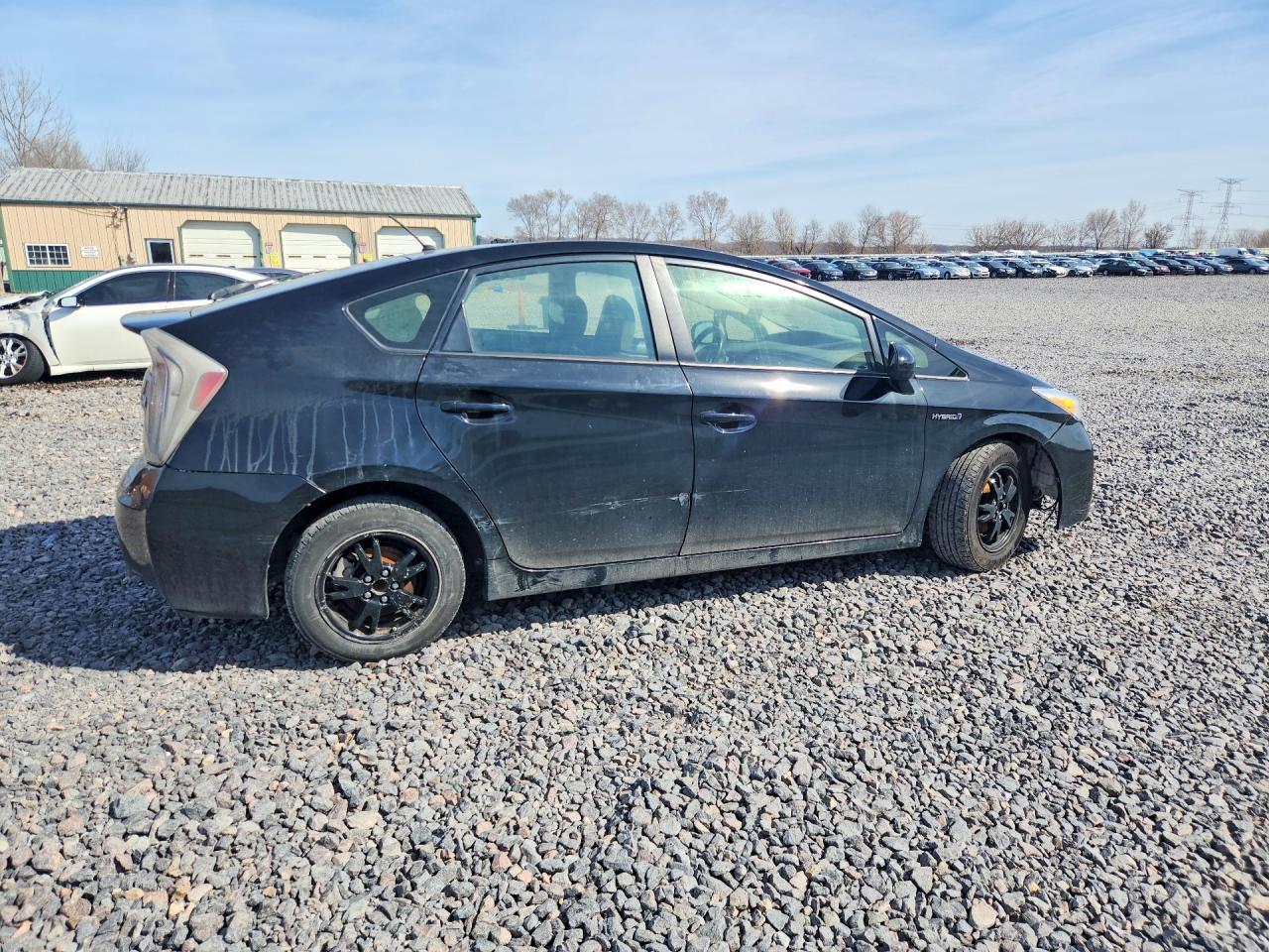 2014 Toyota Prius Two - Фото 3