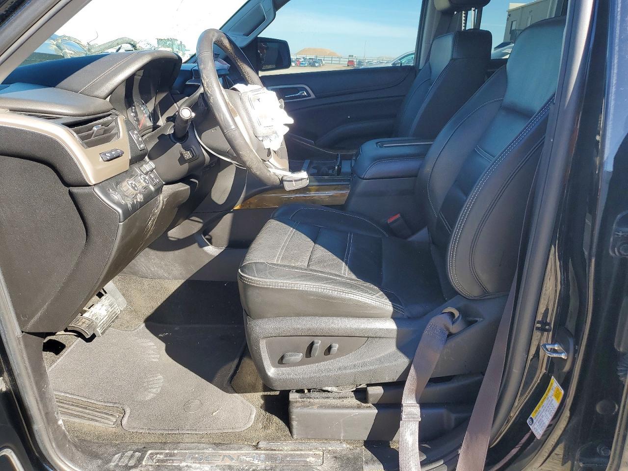 2017 GMC Yukon Denali - Фото 7