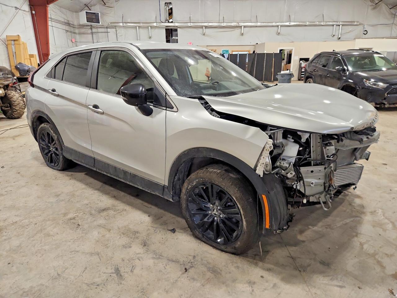 2023 Mitsubishi Eclipse Cross Le - Image 4