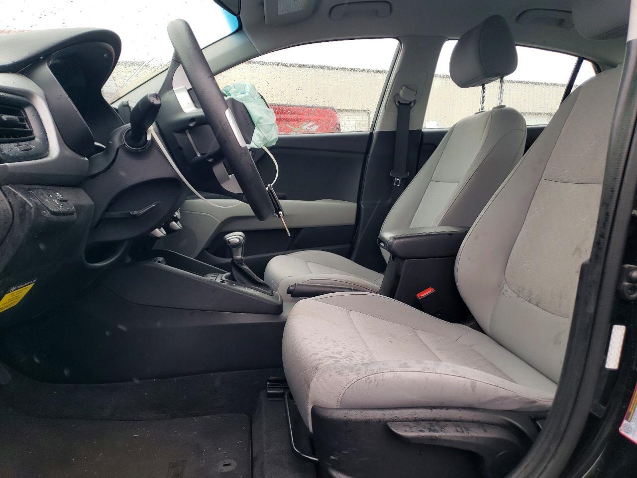 2021 Kia Rio - Image 7