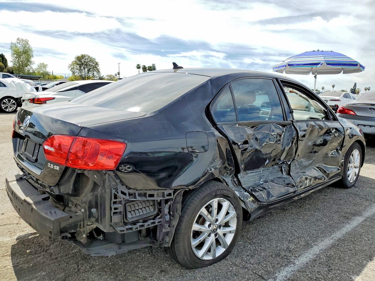 2012 Volkswagen Jetta - Image 3