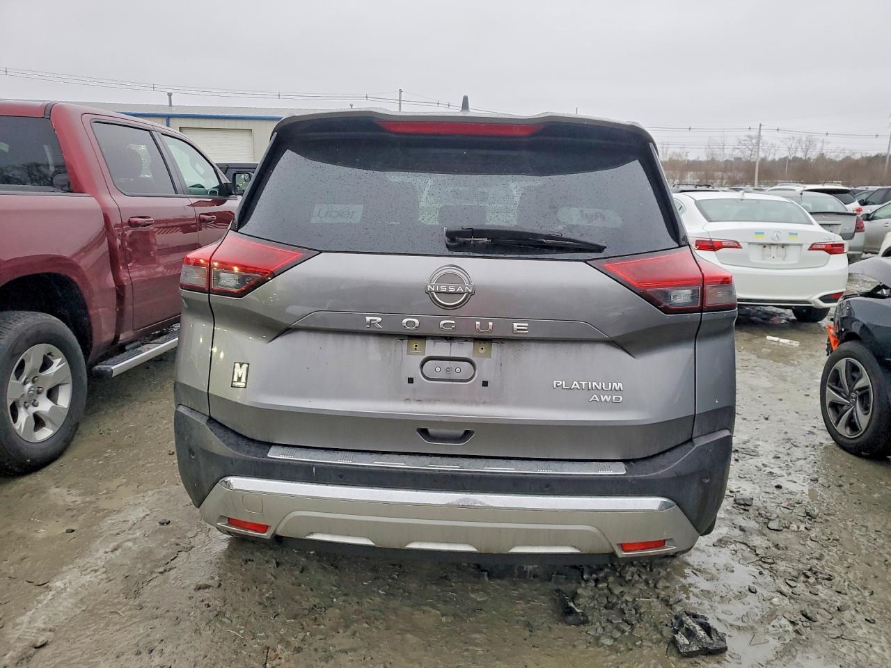2023 Nissan Rogue Platinum - Фото 6