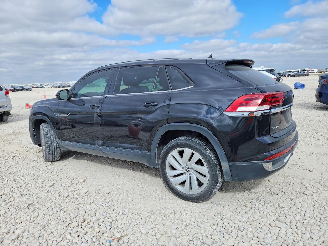 2021 Volkswagen Atlas Cross Sport Se - Фото 2