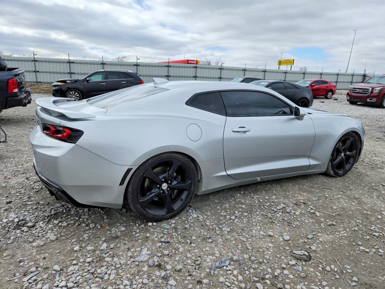 2018 Chevrolet Camaro Ss - Image 3