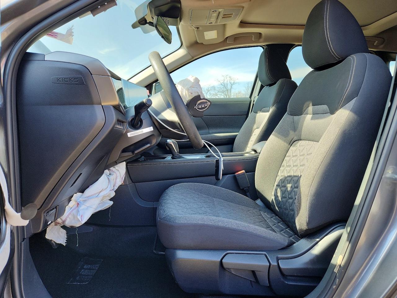 2025 Nissan Kicks Sv - Image 7