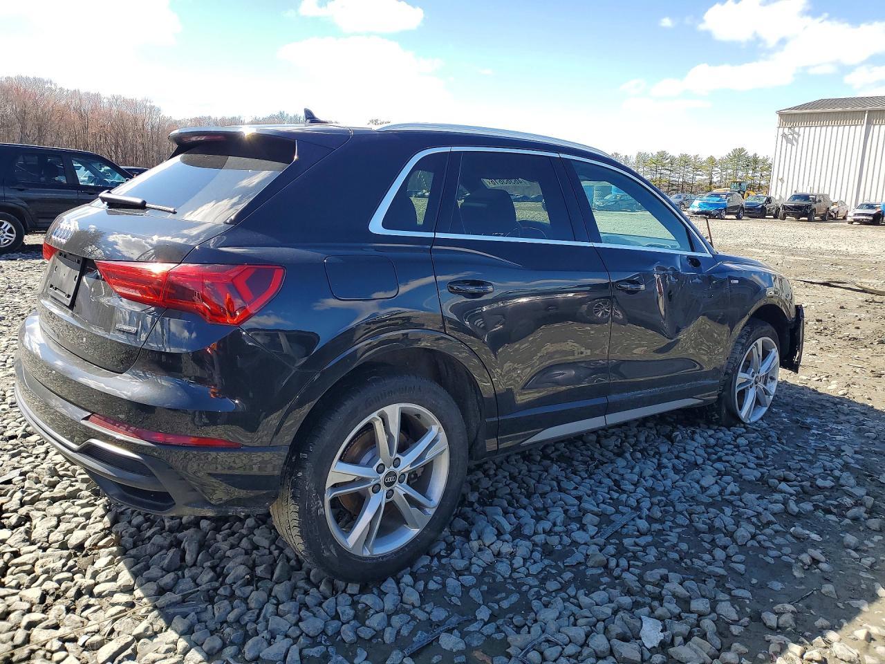 2021 Audi Q3 Premium Plus S Line 45 - Фото 3