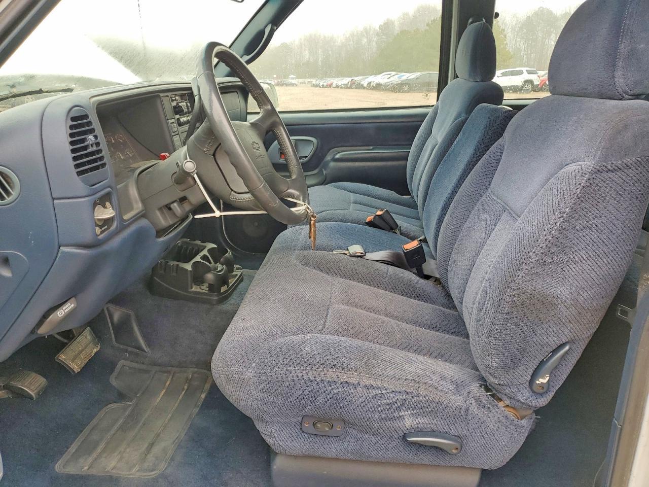 1997 Chevrolet Gmt-400 C1500 - Image 7