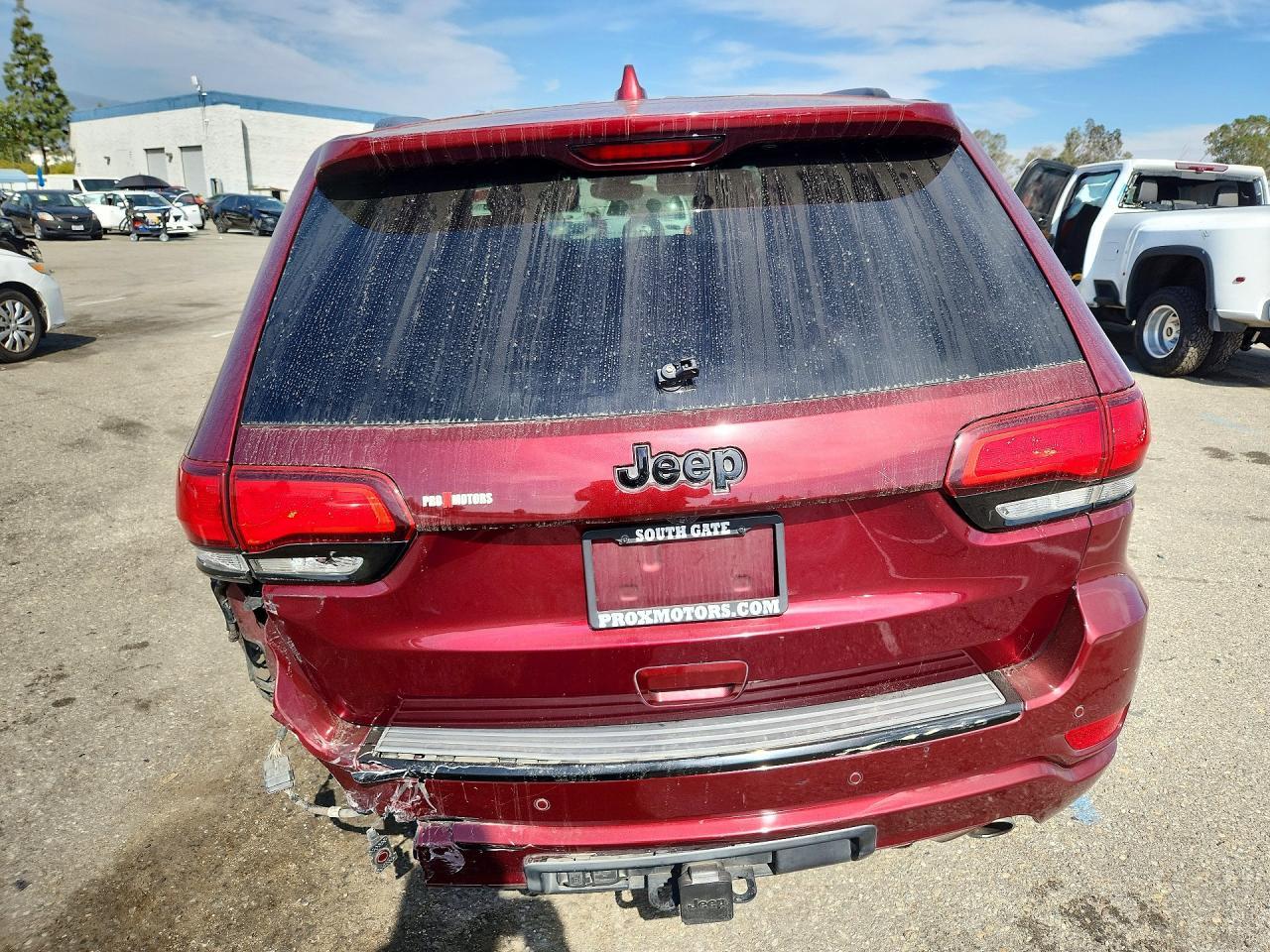 2017 Jeep Grand Cherokee Laredo - Image 6