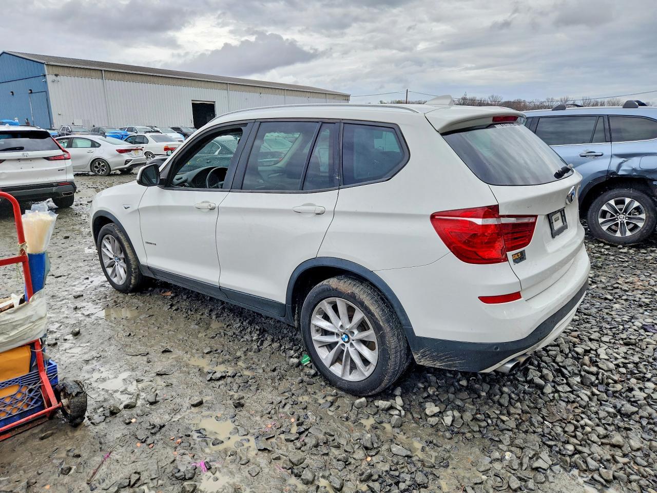 2017 BMW X3 Sdrive28I - Image 2