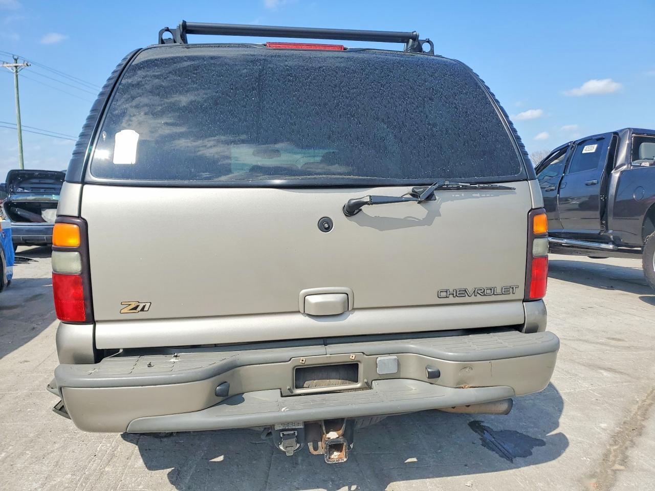 2003 Chevrolet Tahoe K1500 - Image 6