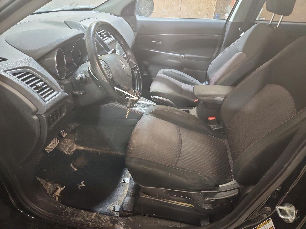 2019 Mitsubishi Outlander Sport Es - Image 7