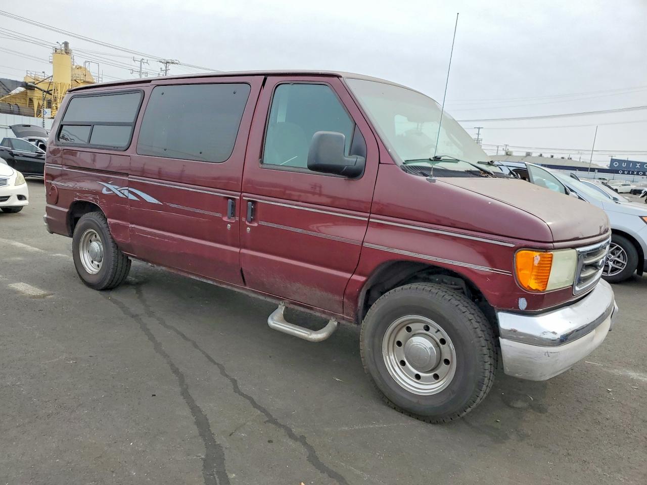 2004 Ford Econoline E250 Van - Image 4