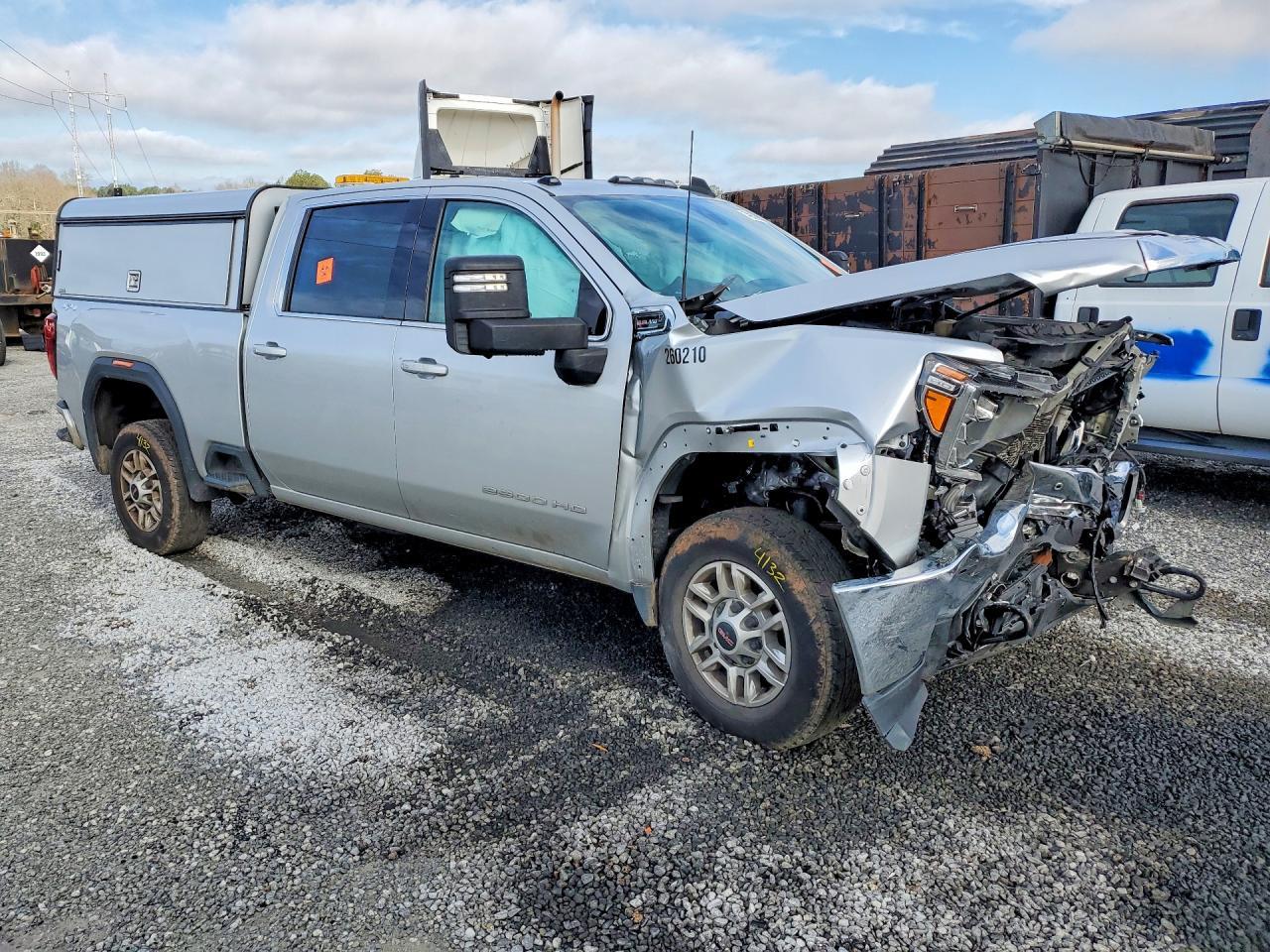 2023 GMC Sierra K2500 Sle - Image 4