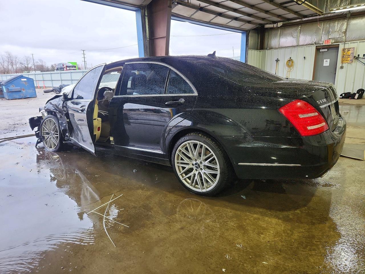 2010 Mercedes-Benz S 550 4Matic - Фото 2