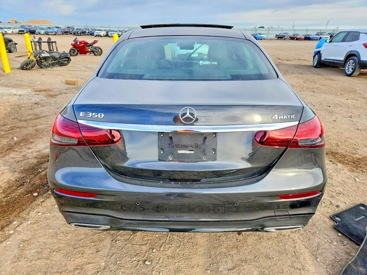 2021 Mercedes-Benz E 350 4Matic - Фото 6