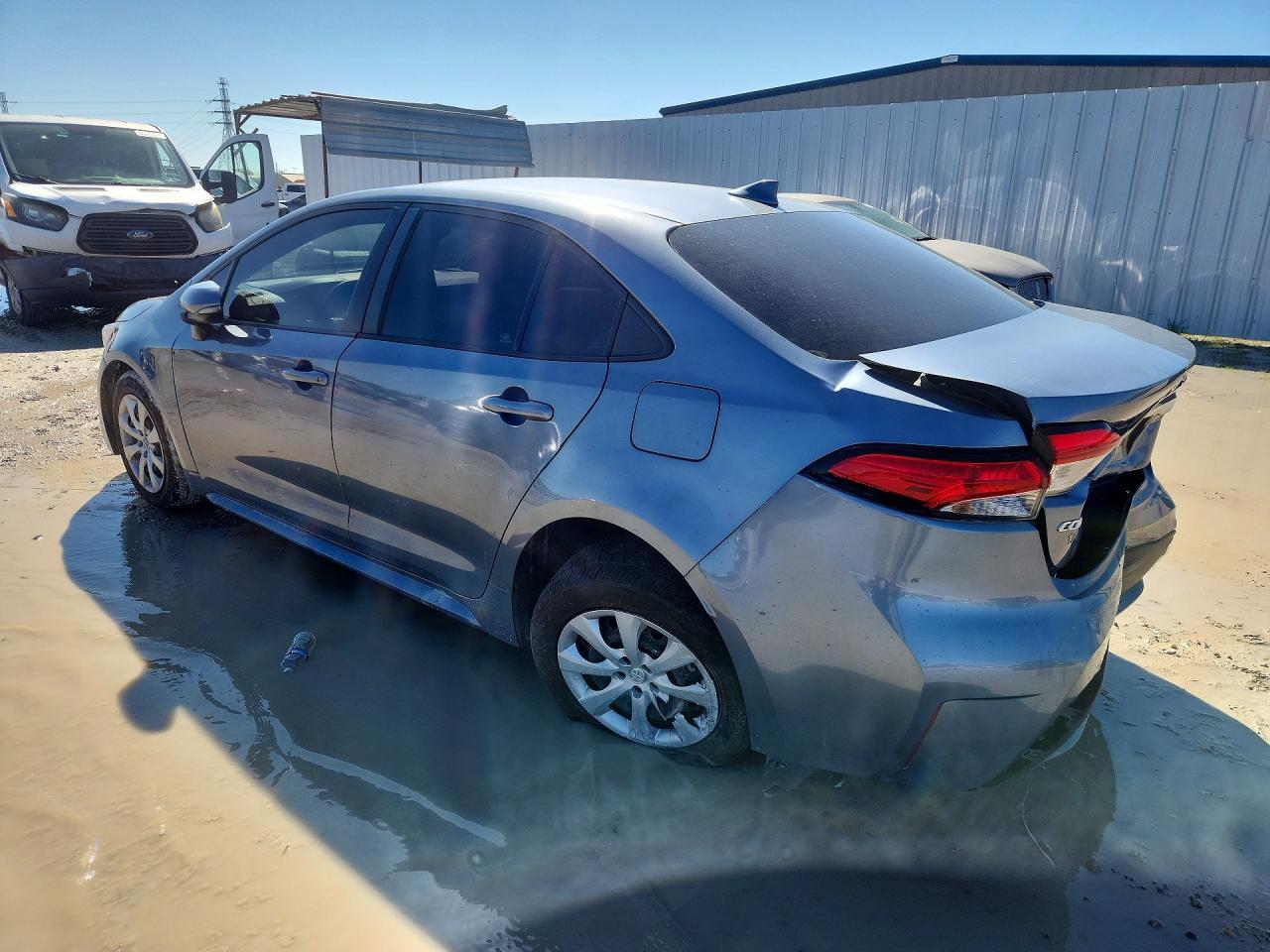 2022 Toyota Corolla Le - Фото 2