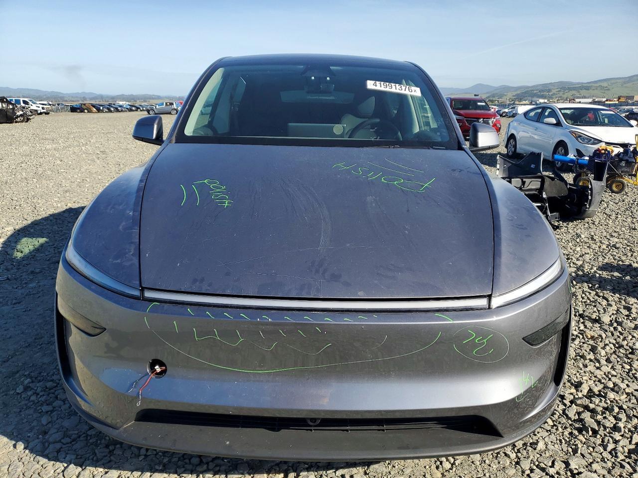 2026 Tesla Model Y - Image 5