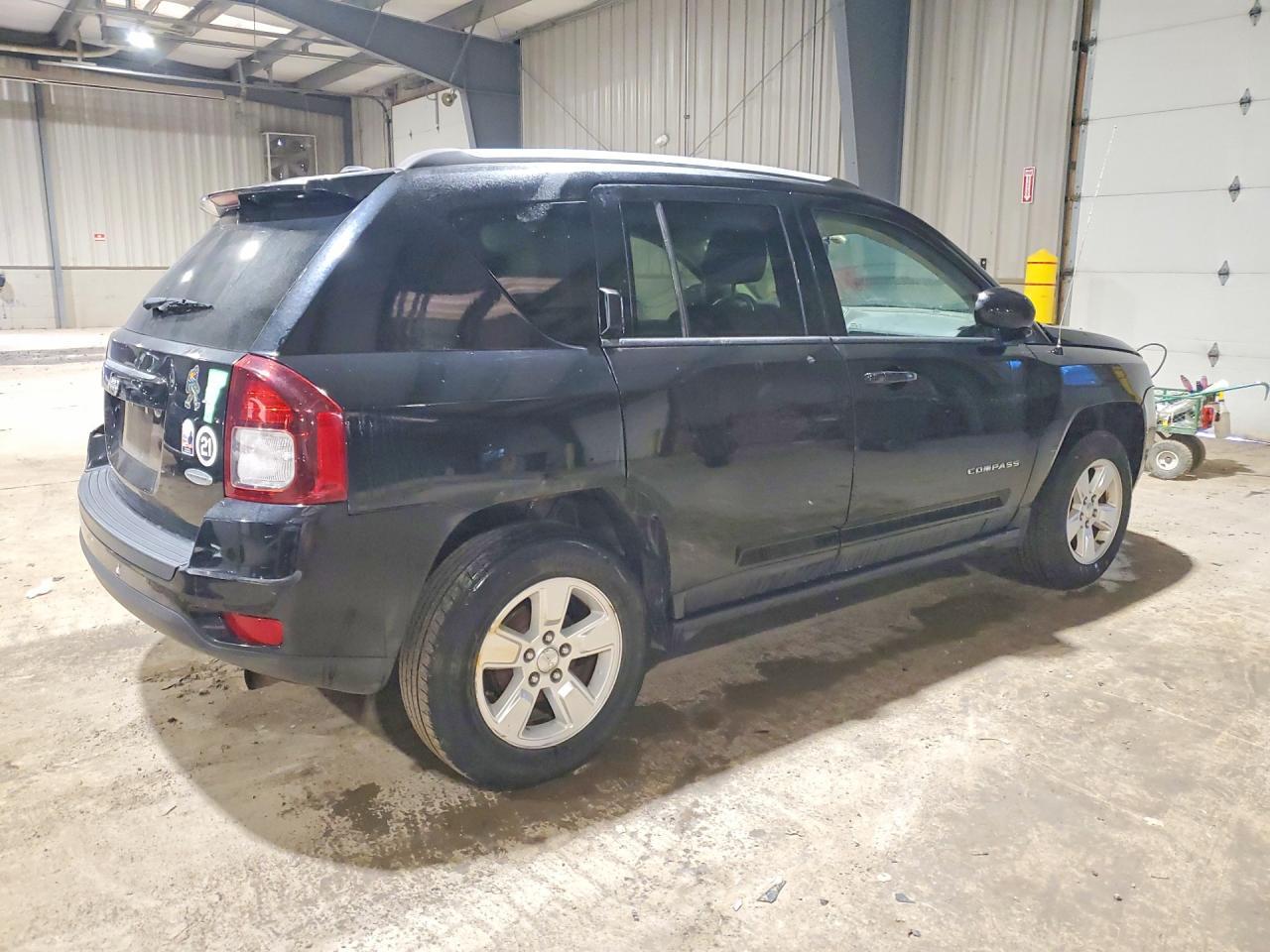2017 Jeep Compass Latitude - Фото 3