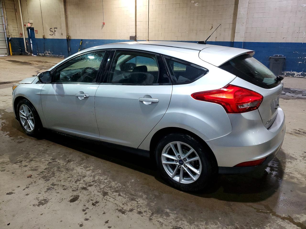2017 Ford Focus Se - Фото 2