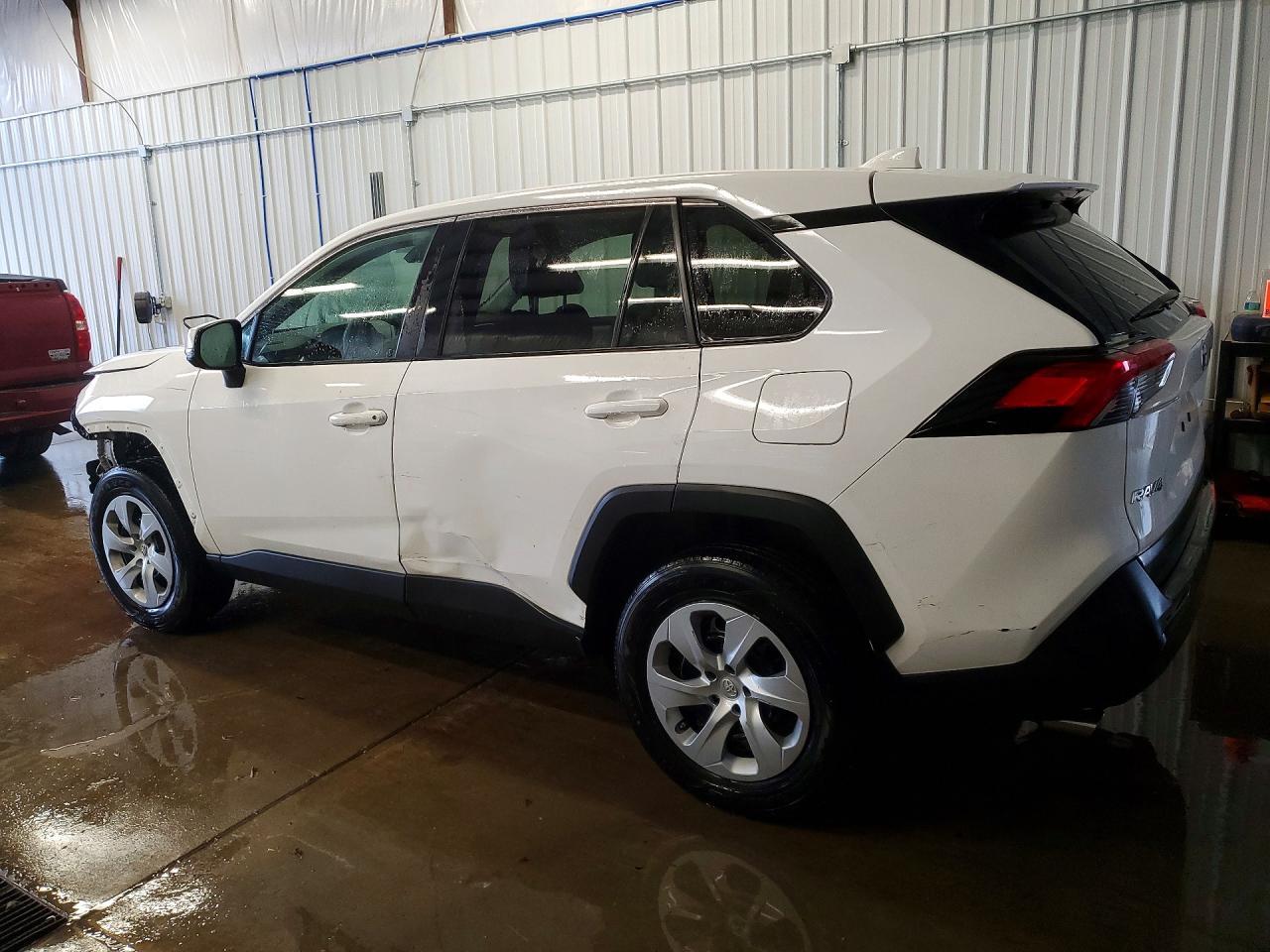 2024 Toyota Rav4 Le - Фото 2