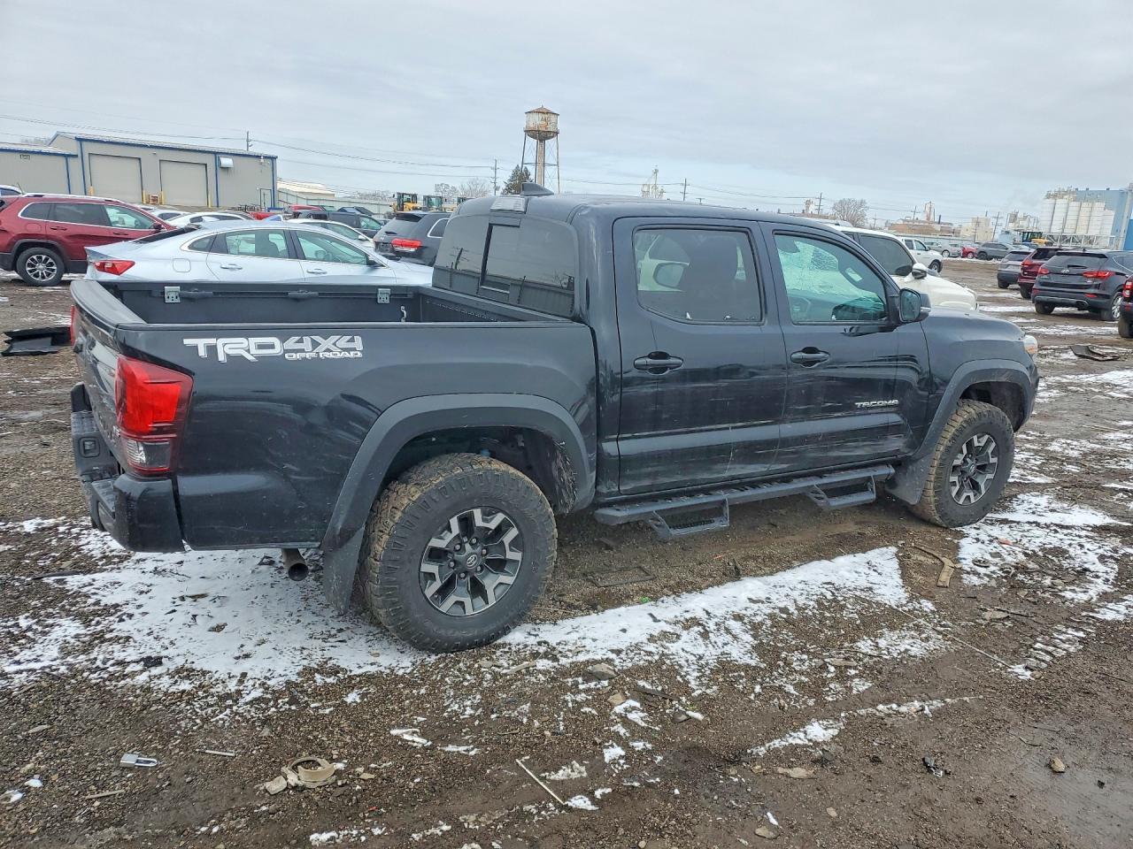 2019 Toyota Tacoma Trd Off-Road - Image 3