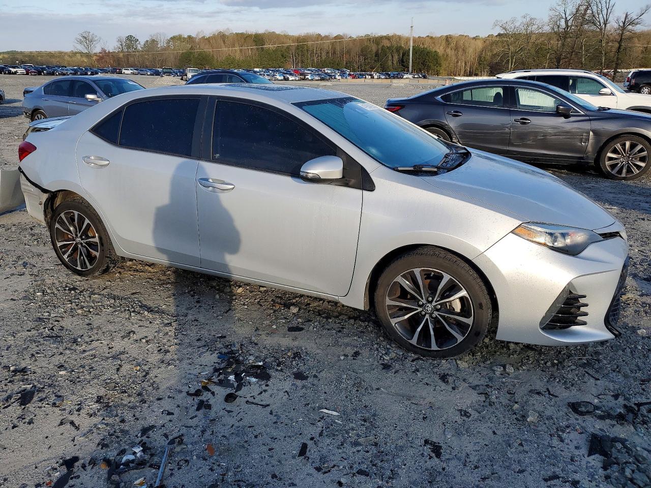 2017 Toyota Corolla Se - Фото 4