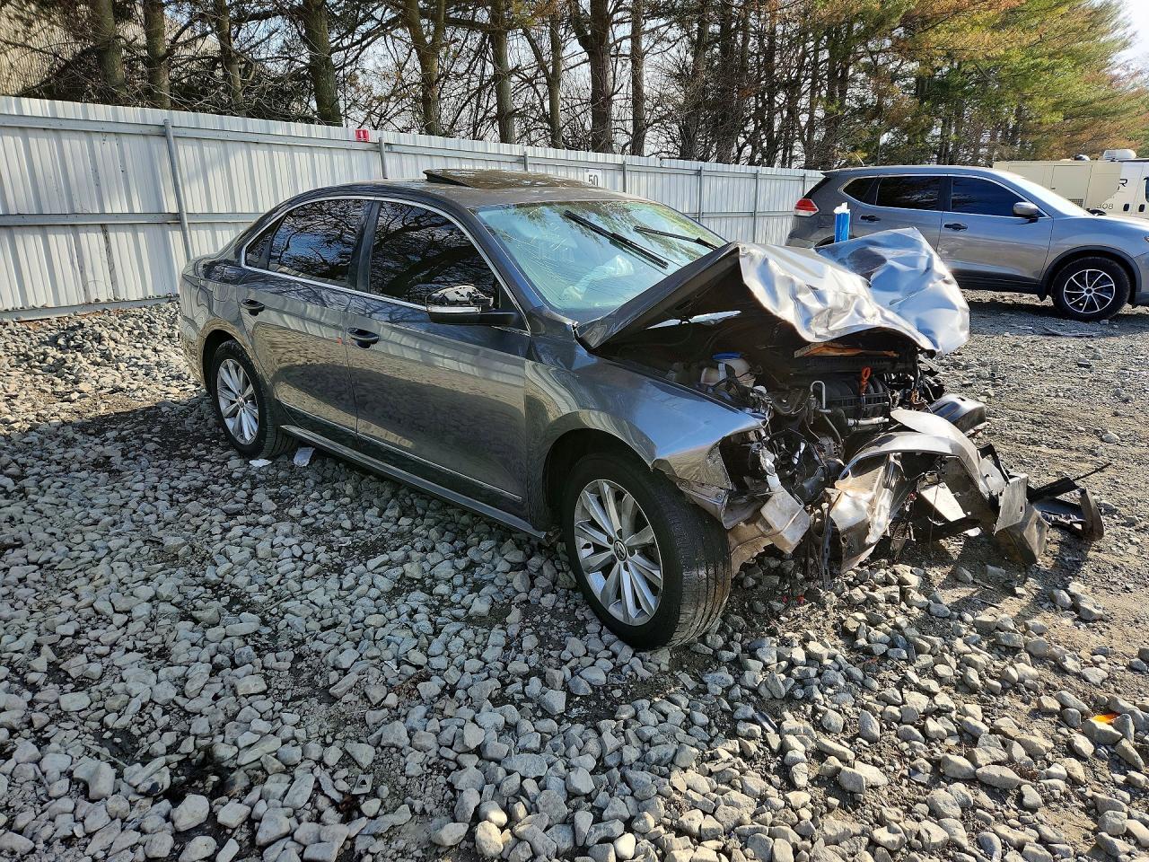 2013 Volkswagen Passat Sel - Фото 4