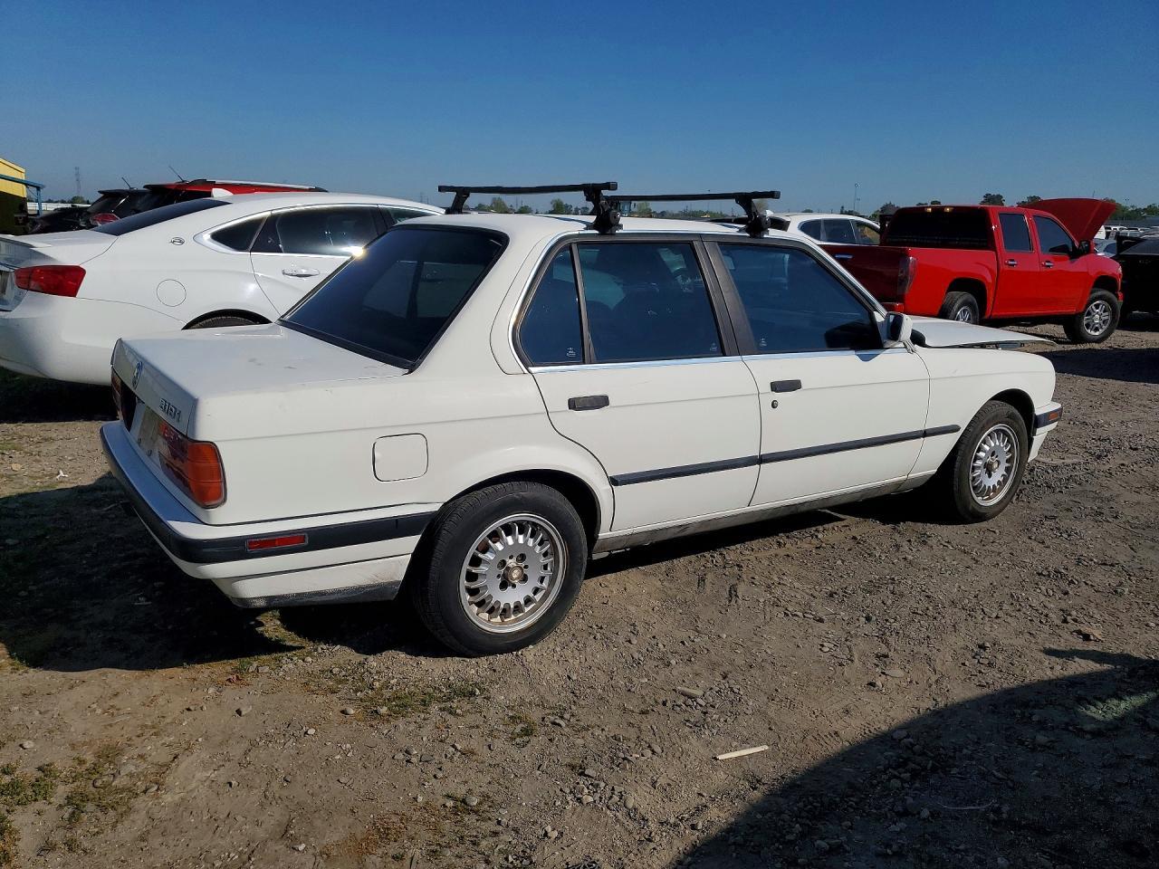 1991 BMW 318 I - Фото 3