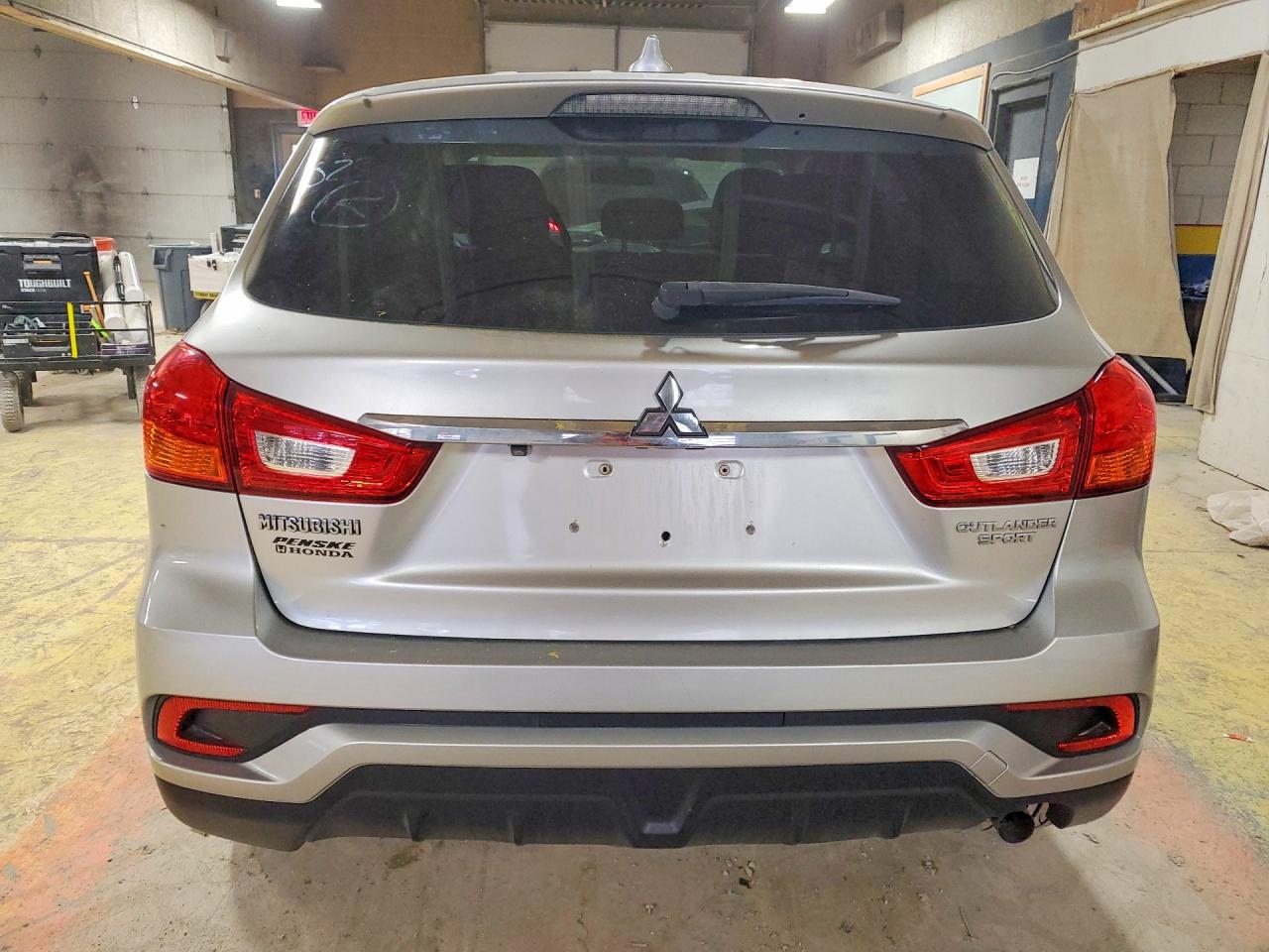 2018 Mitsubishi Outlander Sport - Фото 6