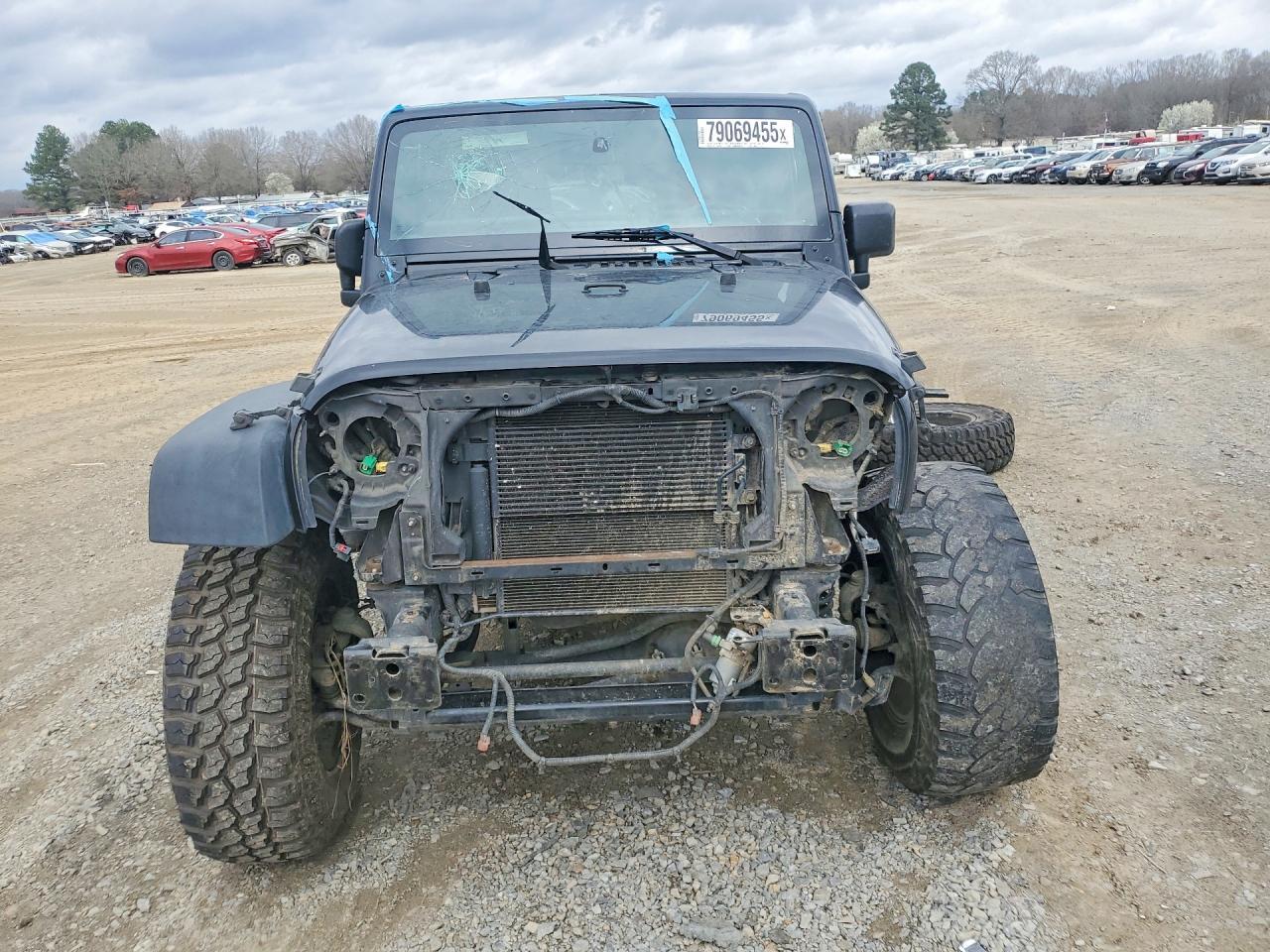 2016 Jeep Wrangler - Image 5