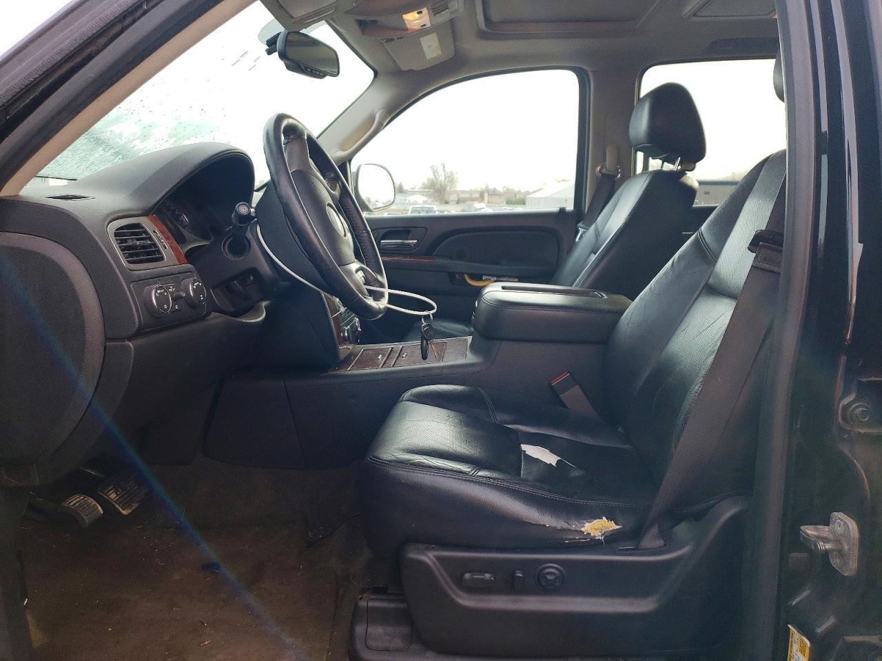 2013 Chevrolet Suburban K1500 Ltz - Image 7