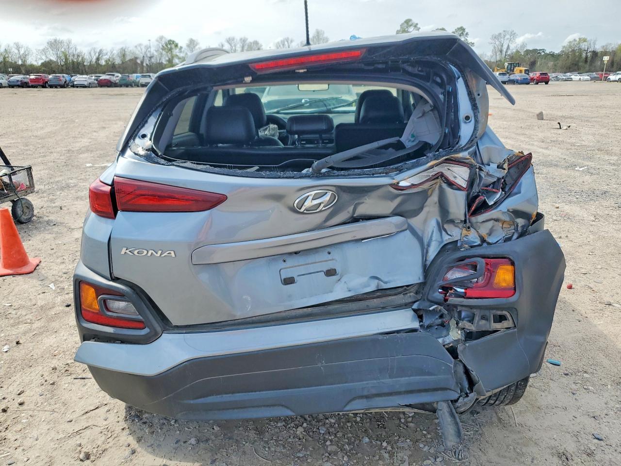 2020 Hyundai Kona Sel - Фото 6