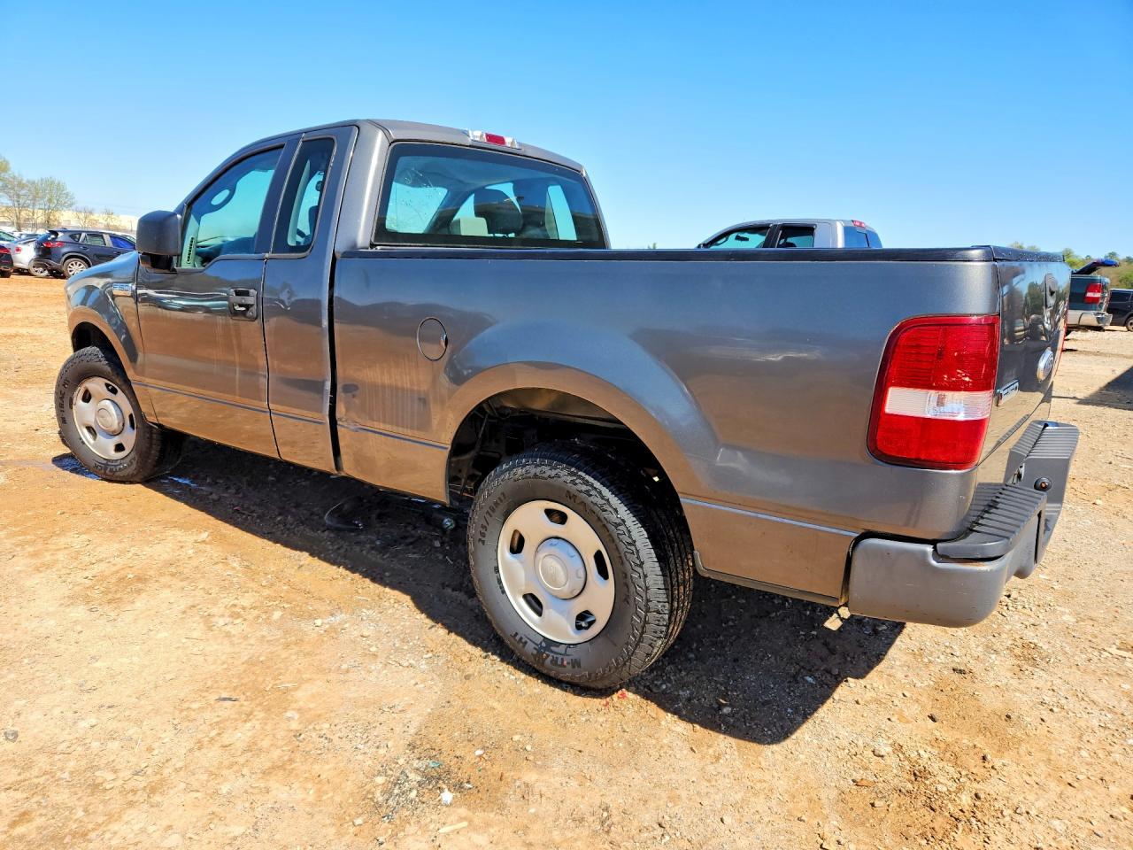 2006 Ford F150 - Image 2