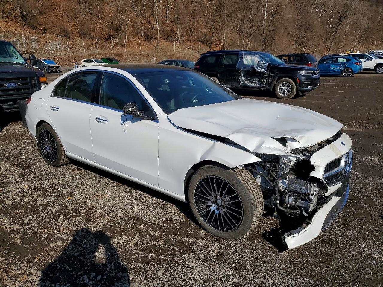 2025 Mercedes-Benz C 300 4Matic - Фото 4